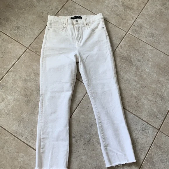 Veronica Beard Carly Jeans - Picture 2 of 4